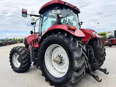 Колесный трактор Case IH Puma 210