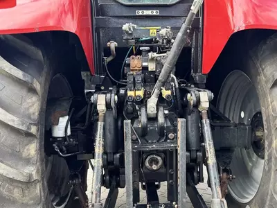 Колесный трактор Case IH Puma 210