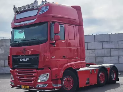 DAF XF 530 6X2 tortuvchi yuk mashinasi