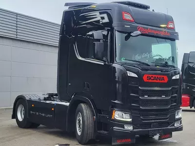 Scania R500 4X2 tortuvchi yuk mashinasi