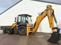 Экскаватор-погрузчик Case 570SV 4WD - 648 407 066 сум