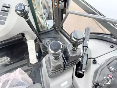 Экскаватор-погрузчик Case 570SV 4WD