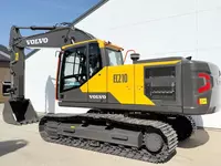 Новый гусеничный экскаватор Volvo EC210 - 1 179 574 478 сум