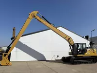 Экскаватор с длинной стрелой Caterpillar 323D3