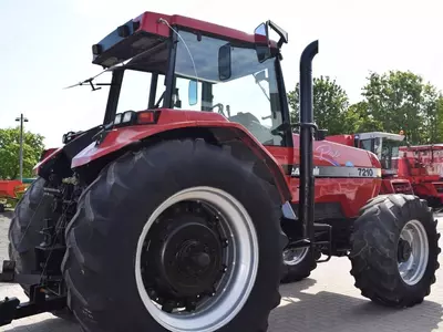 Трактор колесный Case IH 7210 Magnum Pro