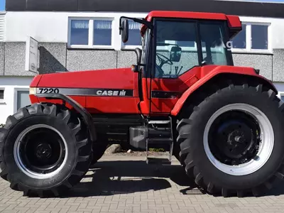 Трактор колесный Case IH 7220 Magnum