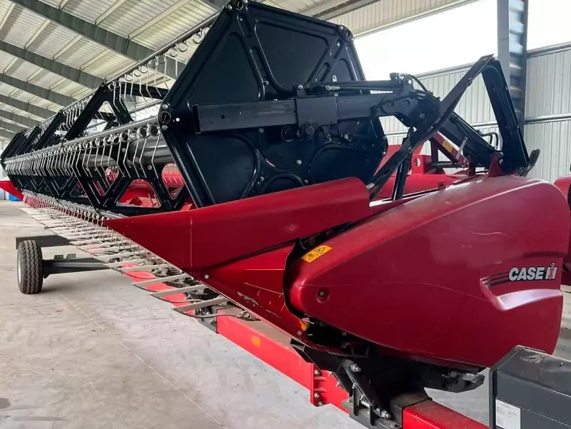 Case IH 6150 g‘alla o‘rish kombayni