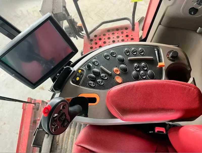 Case IH 6150 g‘alla o‘rish kombayni