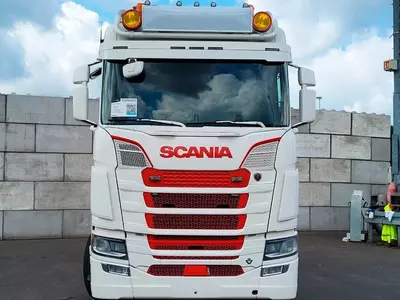 Тягач Scania S650 6X4