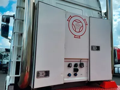 Тягач Scania S650 6X4