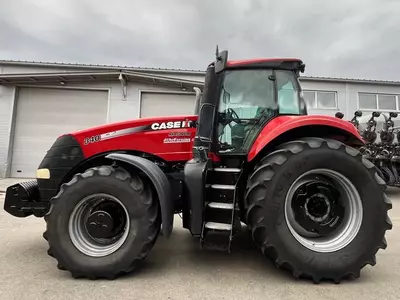 Колесный трактор Case IH Magnum 340