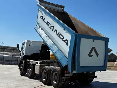 Самосвал Ford 4142D DC