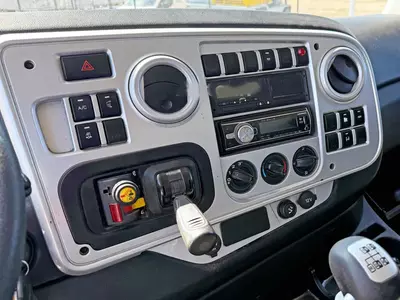 Самосвал Ford 4142D DC