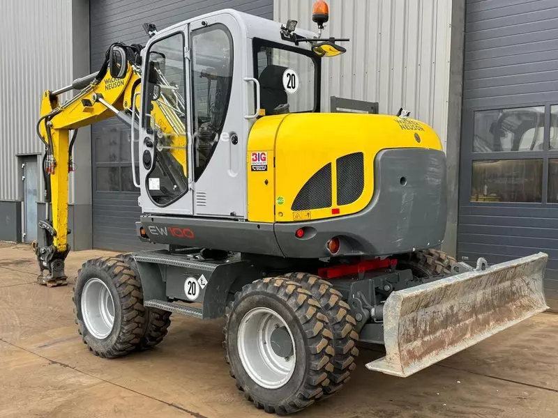 Колесный экскаватор Wacker Neuson EW100 E06-03