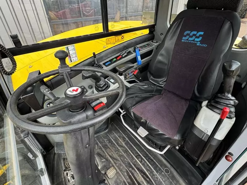 Колесный экскаватор Wacker Neuson EW100 E06-03