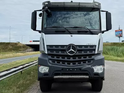 Самосвал Mercedes-Benz Arocs 4848 8x8 tipper