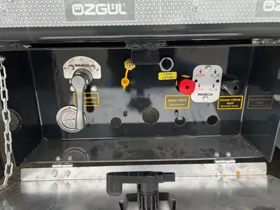 Полуприцеп низкорамная платформа Özgül LW4 EU FIX