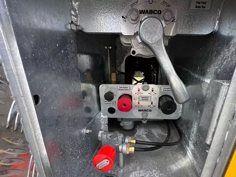 Полуприцеп автовоз Vega Trailer VEGAMAX 2 axle Truck transporter