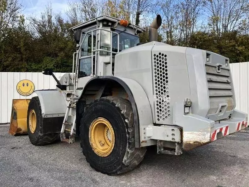 Фронтальный погрузчик Caterpillar Chargeur sur Pneus 962K