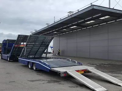 Грузовик-автовоз Mercedes Actros 1936 4X2