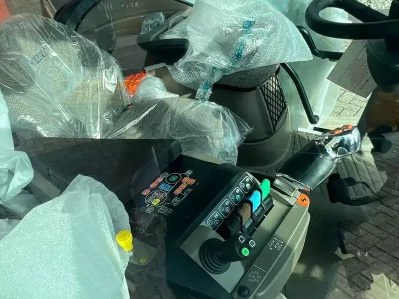 Кабина Case MAXXUM / PUMA