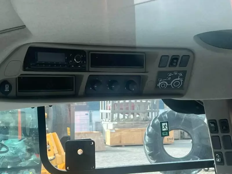 Кабина Case MAXXUM / PUMA