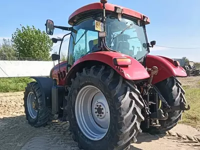 Трактор колесный Case IH Maxxum 140