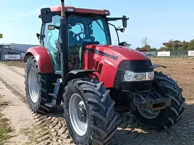 Трактор колесный Case IH Maxxum 140