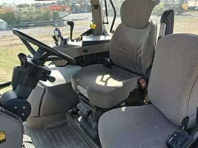 Трактор колесный Case IH Maxxum 140