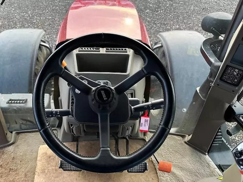 Трактор колесный Case IH Maxxum 115 MC AD8