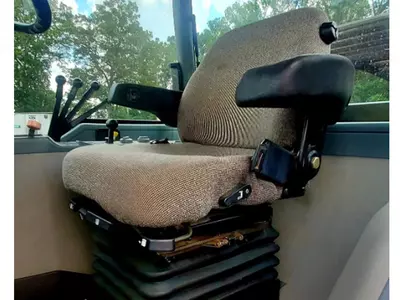 Трактор колесный Case IH 8940