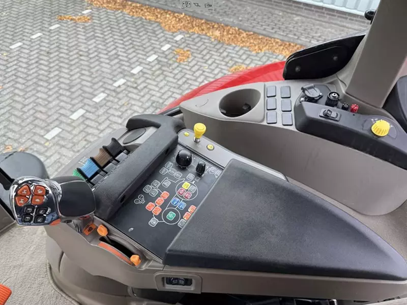 Трактор колесный Case IH Puma 200 CVX STAGE V