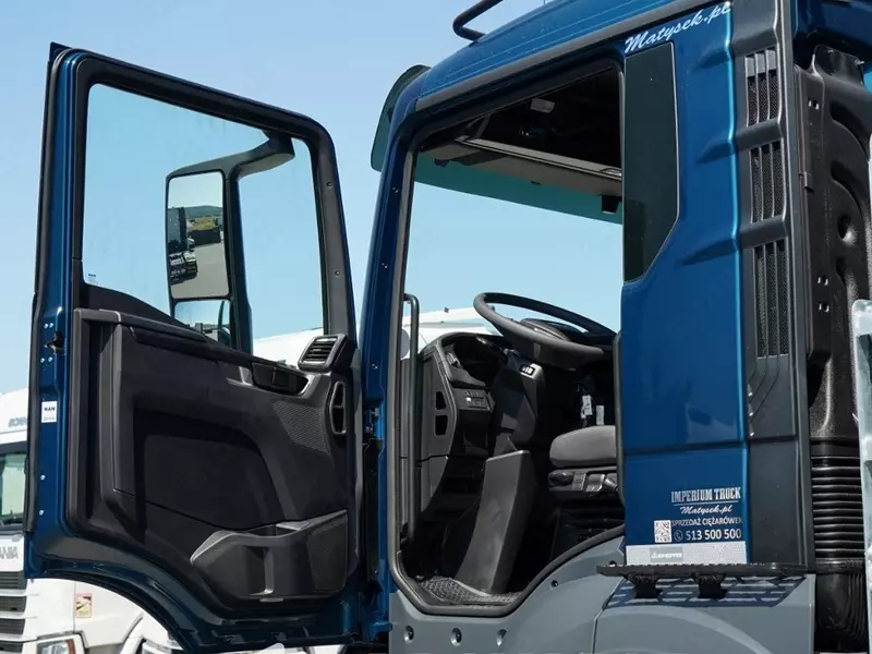 Самосвал MAN TGS 33.480 6X6 KH-Kipper