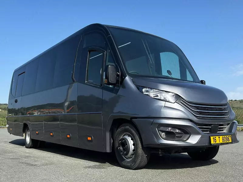 Микроавтобус IVECO DAILY - RIGHT HAND DRIVE TOURISTIC VEHICLE