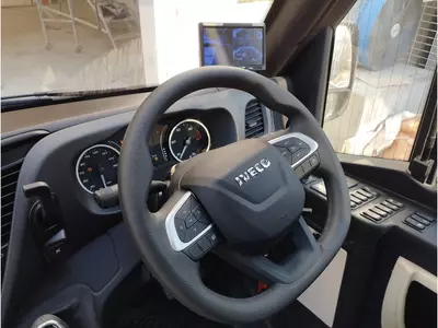 Микроавтобус IVECO DAILY - RIGHT HAND DRIVE TOURISTIC VEHICLE