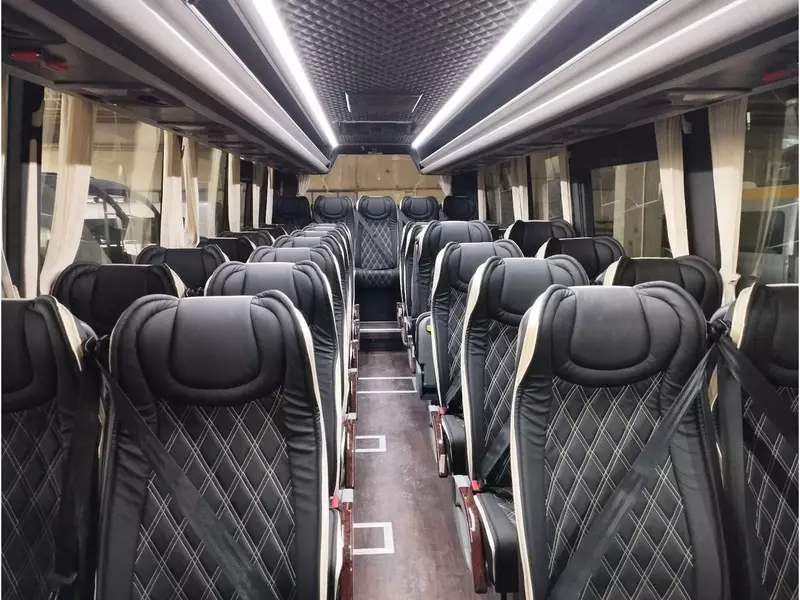 Микроавтобус IVECO DAILY - RIGHT HAND DRIVE TOURISTIC VEHICLE