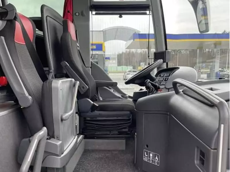 Mercedes-Benz 15RHD Turismo sayyohlik avtobusi