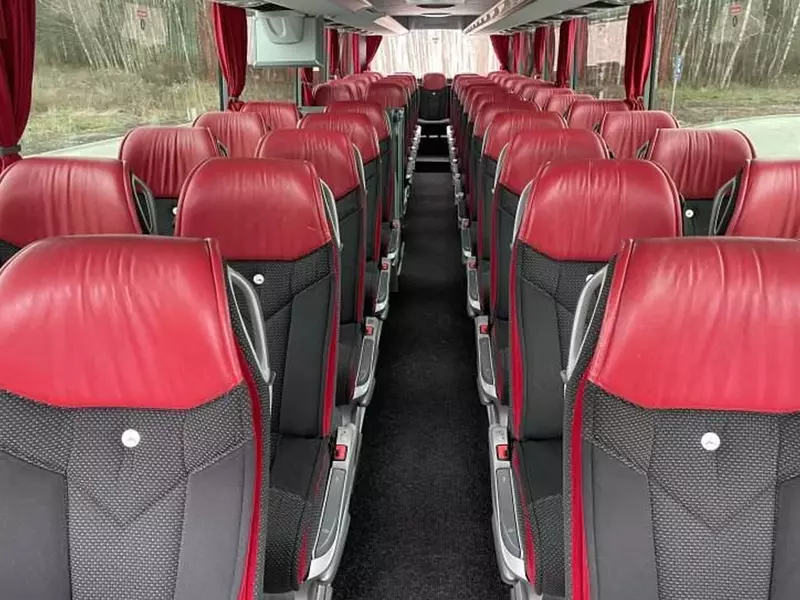 Mercedes-Benz 15RHD Turismo sayyohlik avtobusi