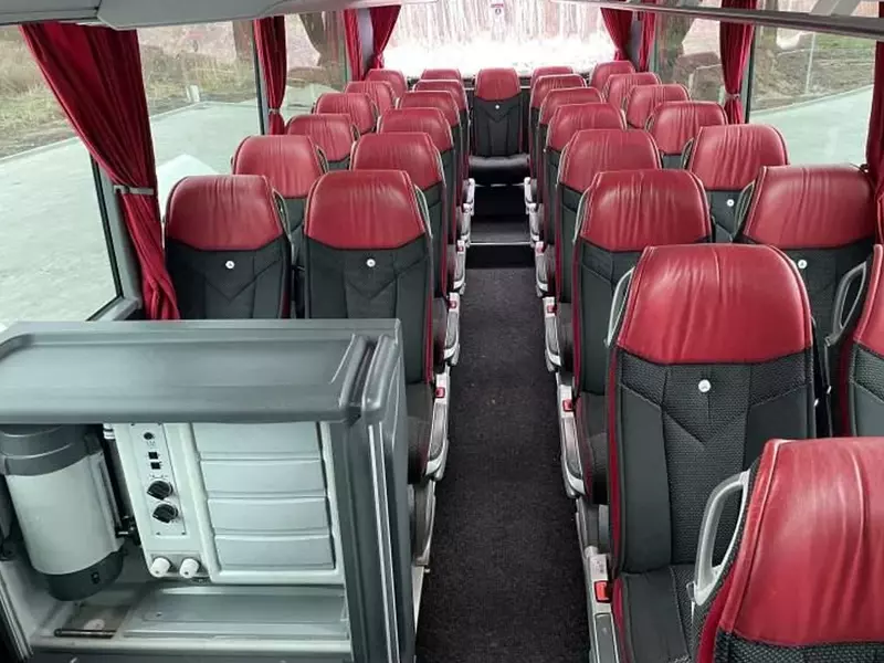 Mercedes-Benz 15RHD Turismo sayyohlik avtobusi