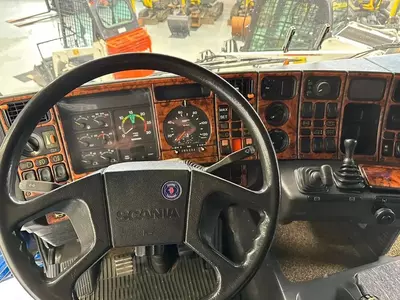 Тягач Scania R113-360 (113M 360)