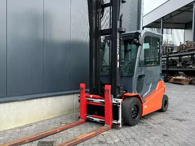 Электропогрузчик Toyota 8FBMT45