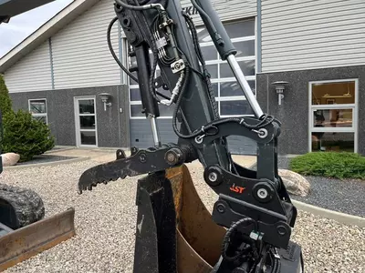 Мини-экскаватор Hyundai HX55