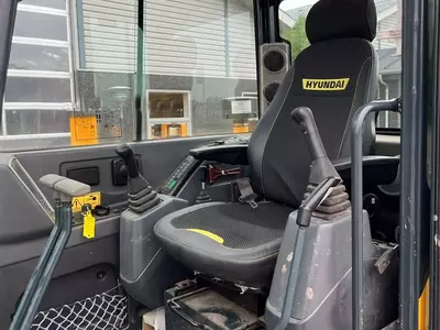 Мини-экскаватор Hyundai HX55