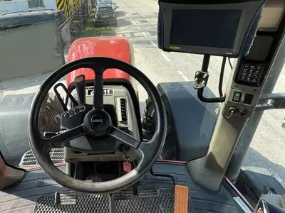 Колесный трактор Case IH Magnum 250