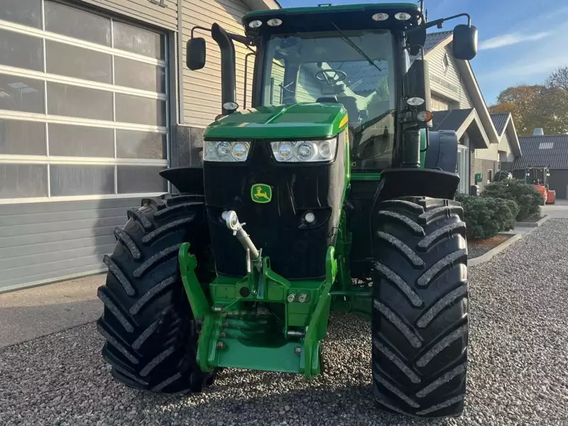 Трактор колесный John Deere 7280R