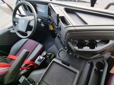 Самосвал Volvo FMX 520 10X4 KH-Kipper