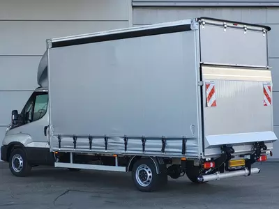 Шторки для фургона Iveco Daily 35S21