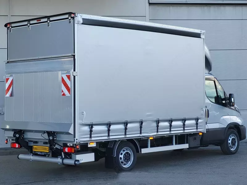 Шторки для фургона Iveco Daily 35S21