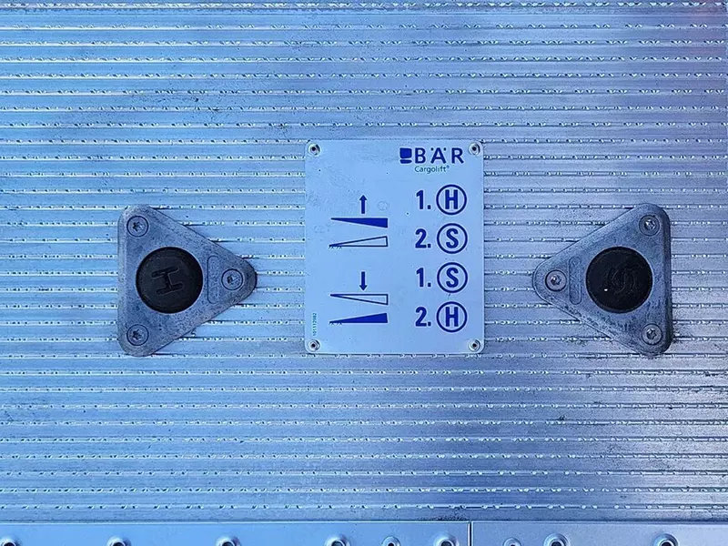 Шторки для фургона Iveco Daily 35S21