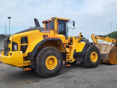 Колесный погрузчик Volvo L260 H